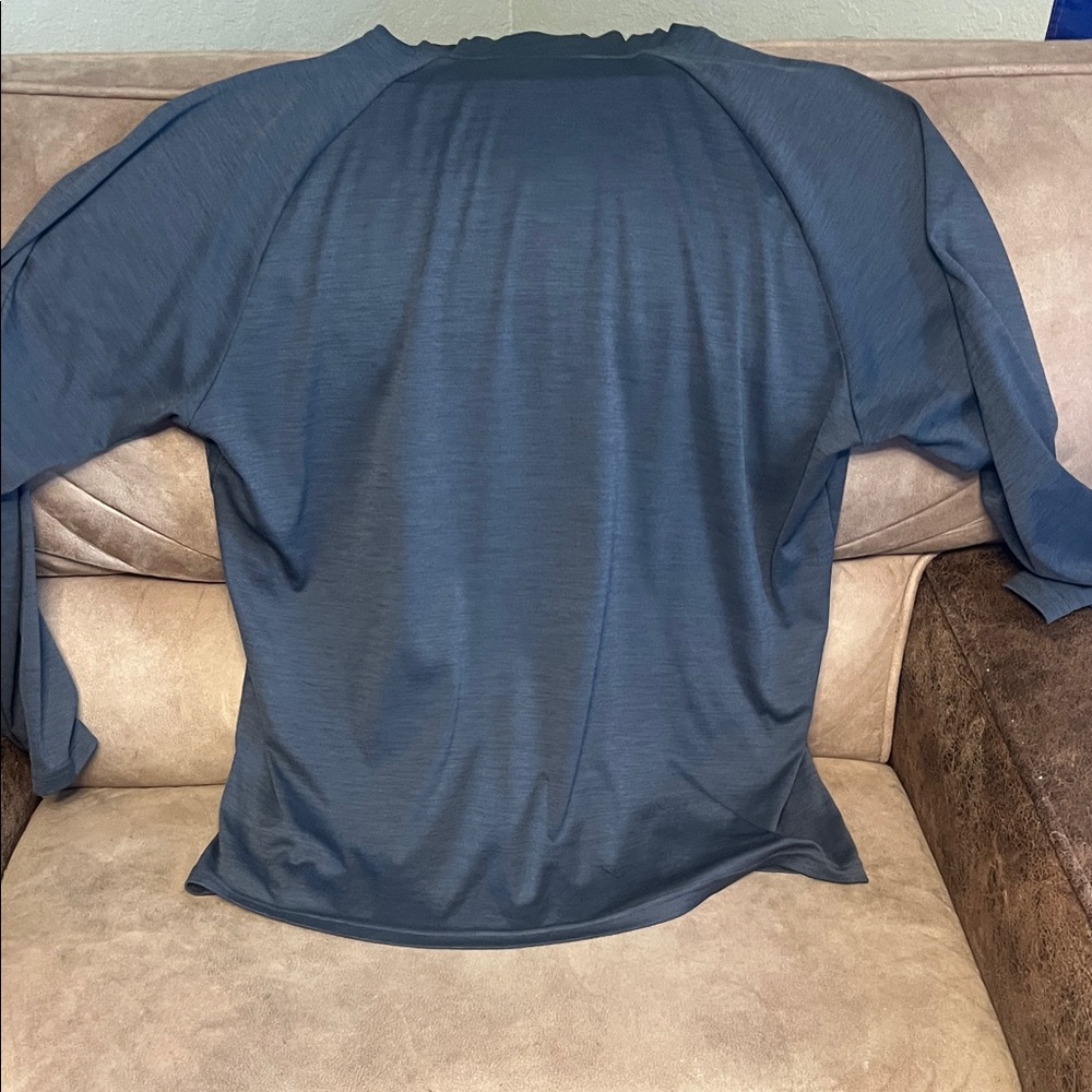Under Armour Grey Pullover - Picture 4 of 5